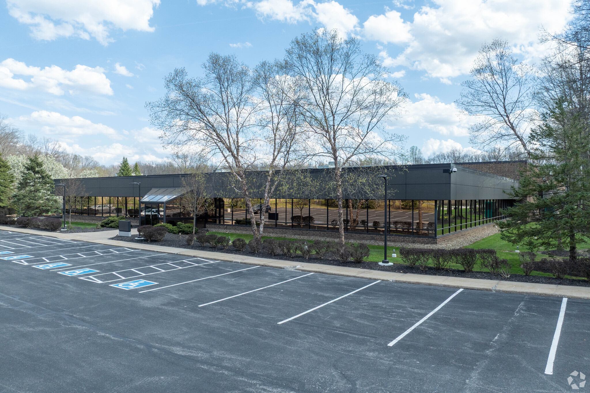 6675 Parkland Blvd, Solon, OH for Sale