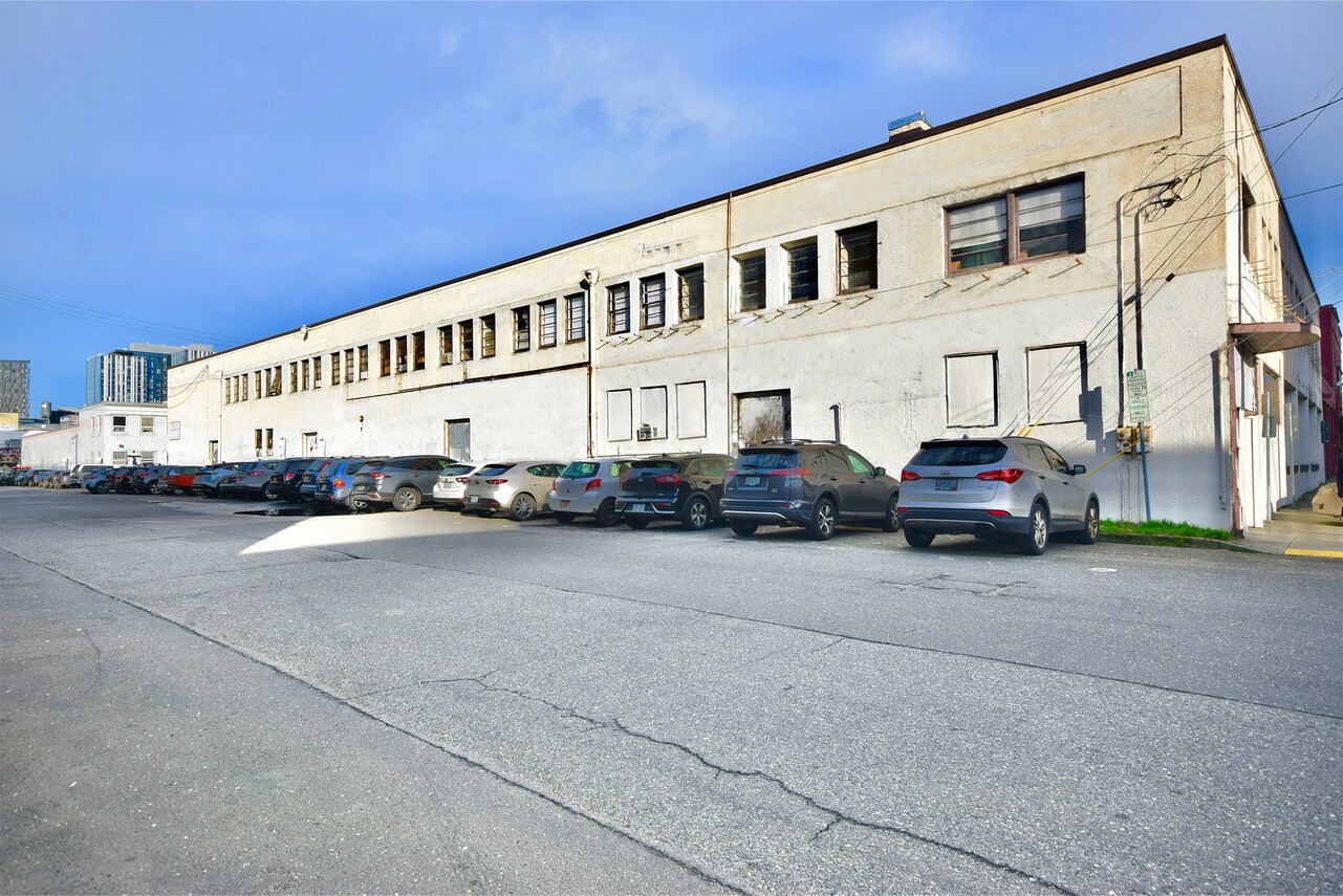 203 SE Alder St, Portland, OR for Rent