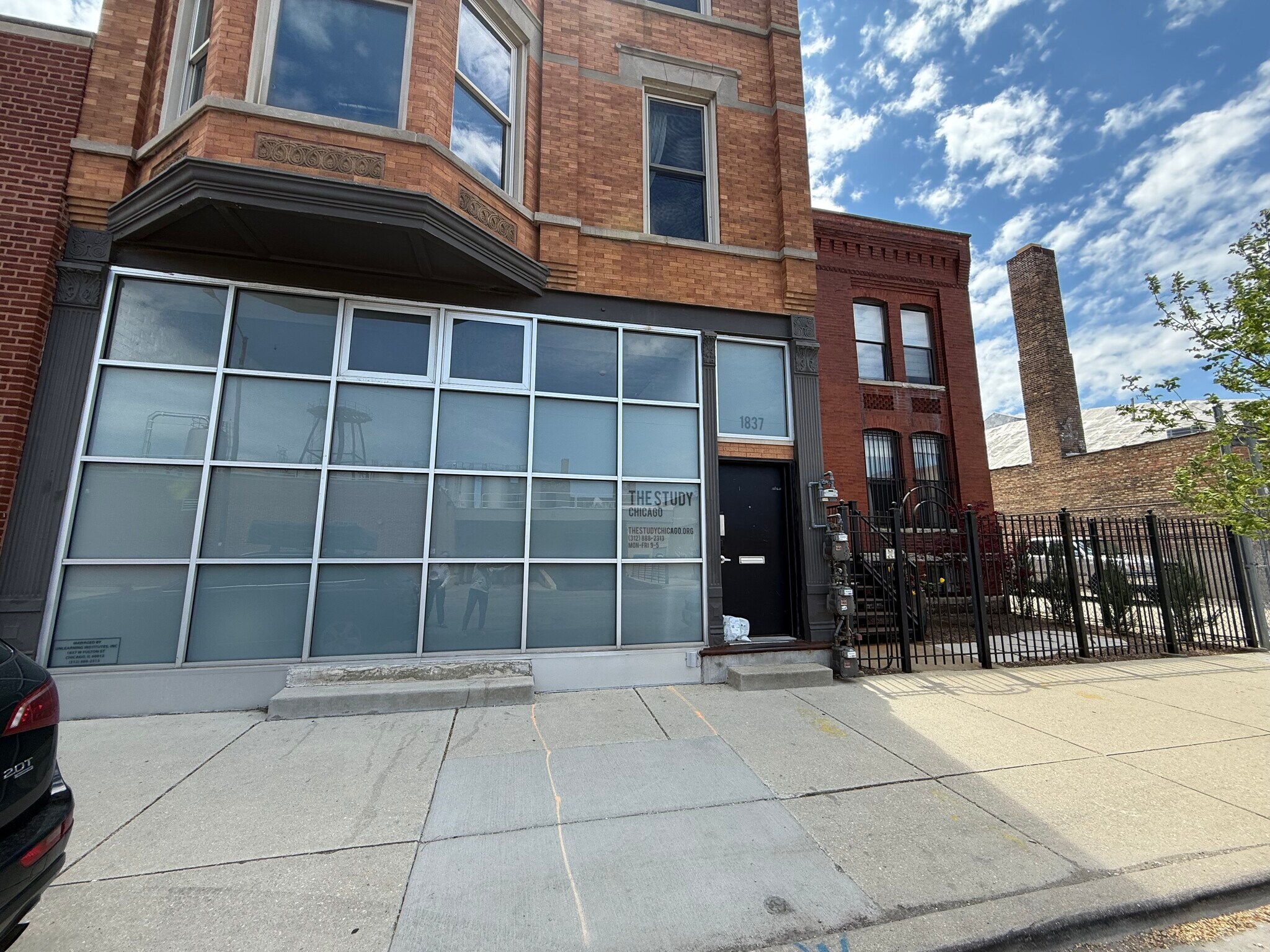 1837 W Fulton St, Chicago, IL for Rent