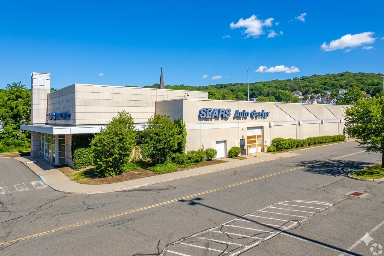 425 Union St, Waterbury, CT for Sale