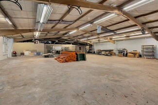 San Antonio, TX Flex - 722 W Craig Pl