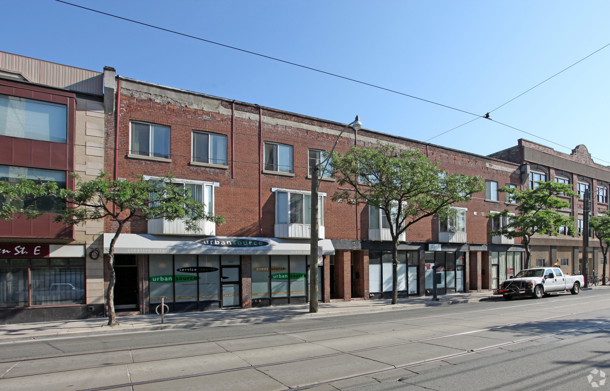 396-404 Queen St E, Toronto, ON for Sale