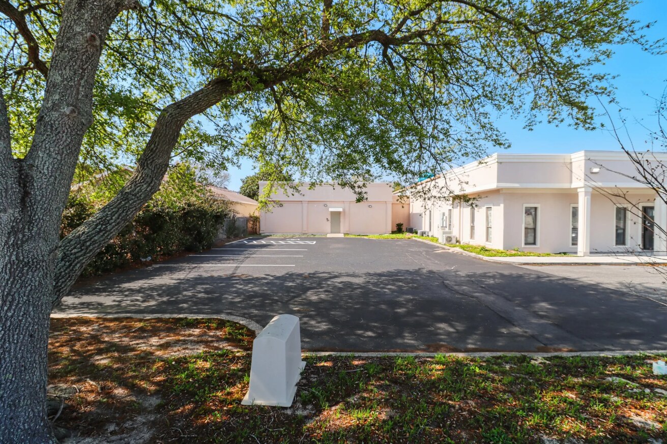 185 Stahlman Ave, Destin, FL for Sale