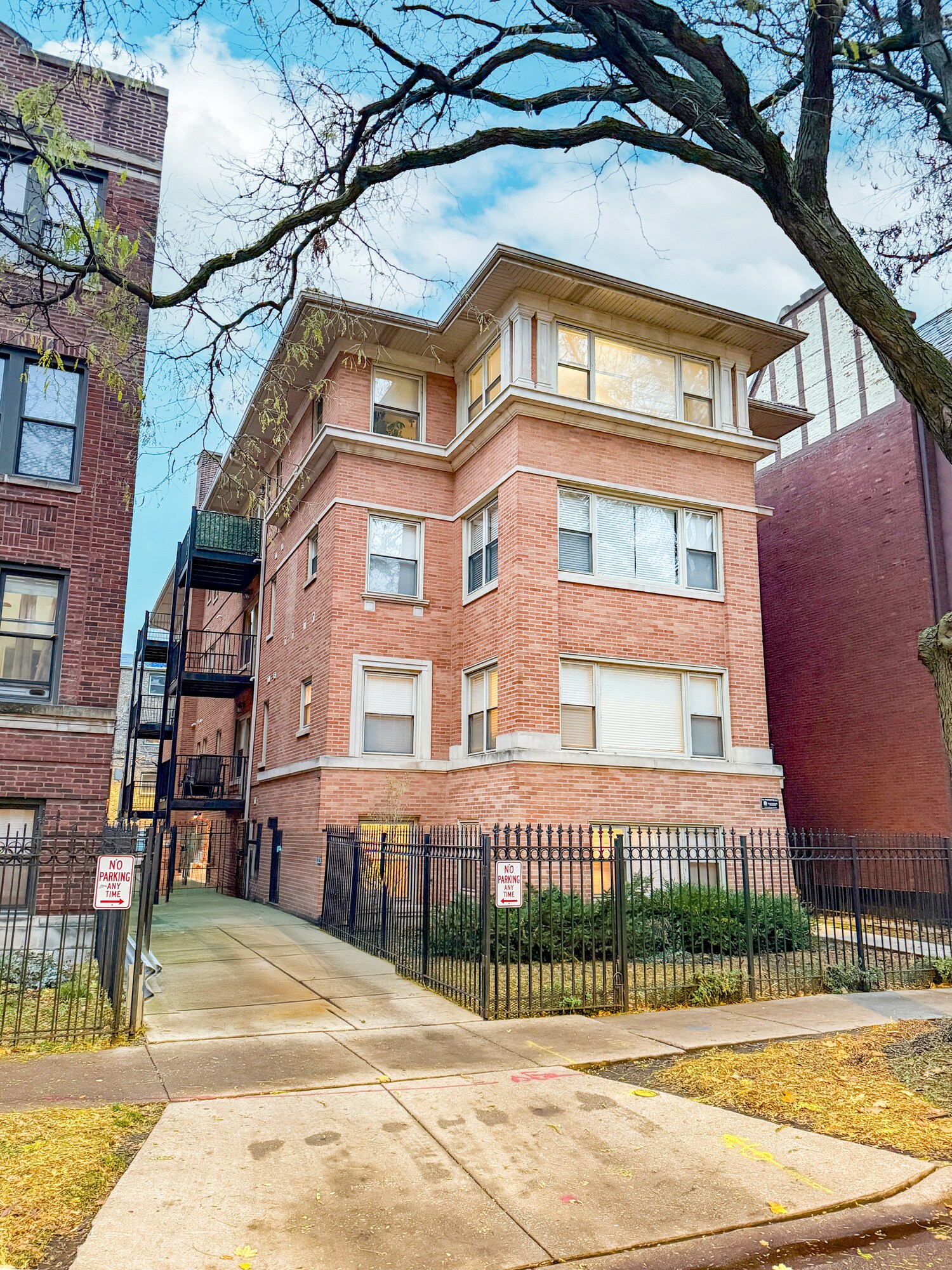 5510 N Kenmore Ave, Chicago, IL for Sale