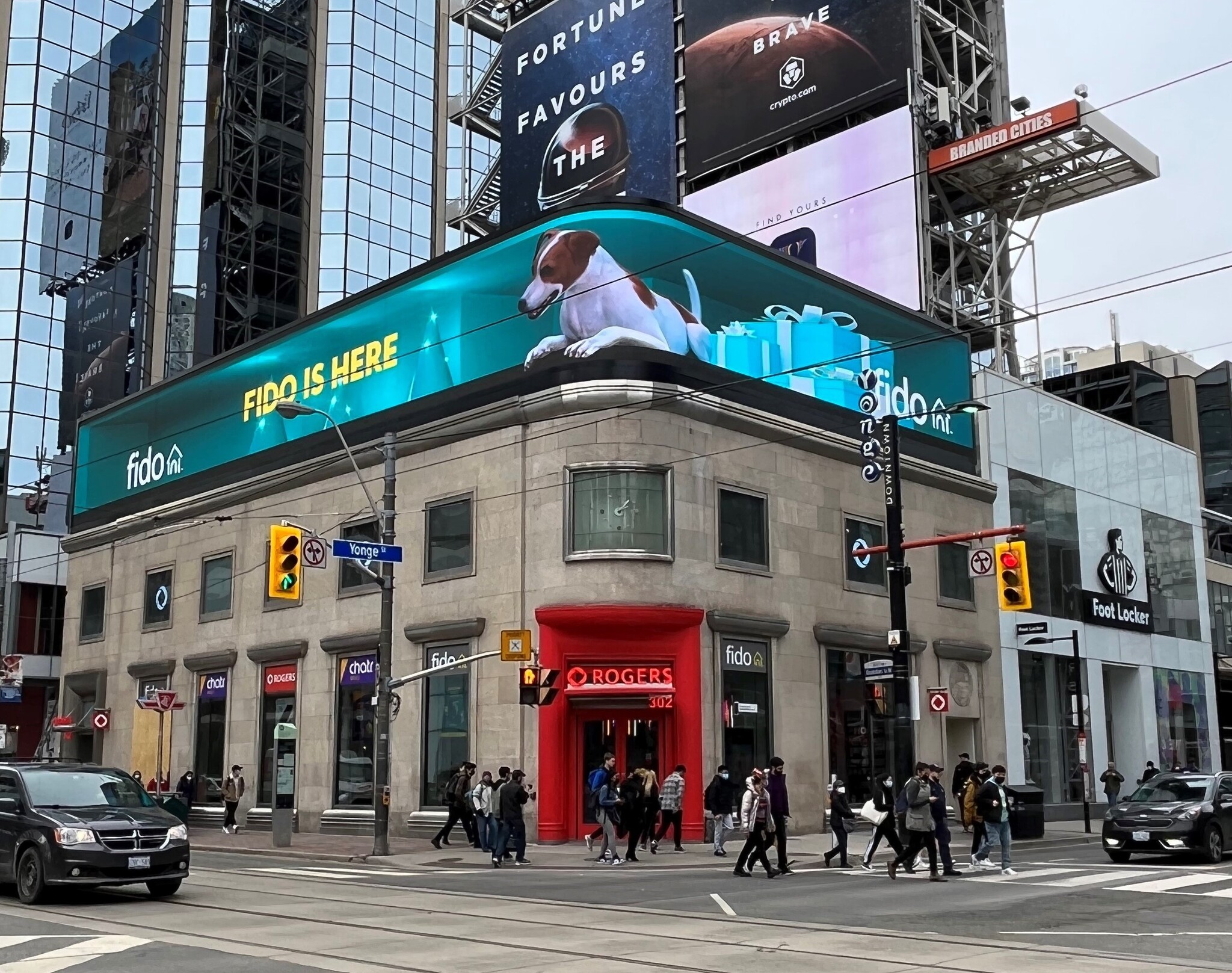 302 Yonge St, Toronto, ON for Rent