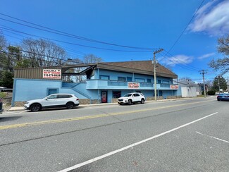 East Northport, NY Freestanding - 120-124 Laurel Rd