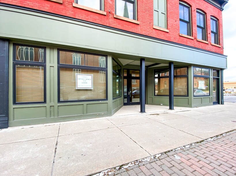 251255 Bleecker St Utica, NY 13501 Retail Property for Sale on
