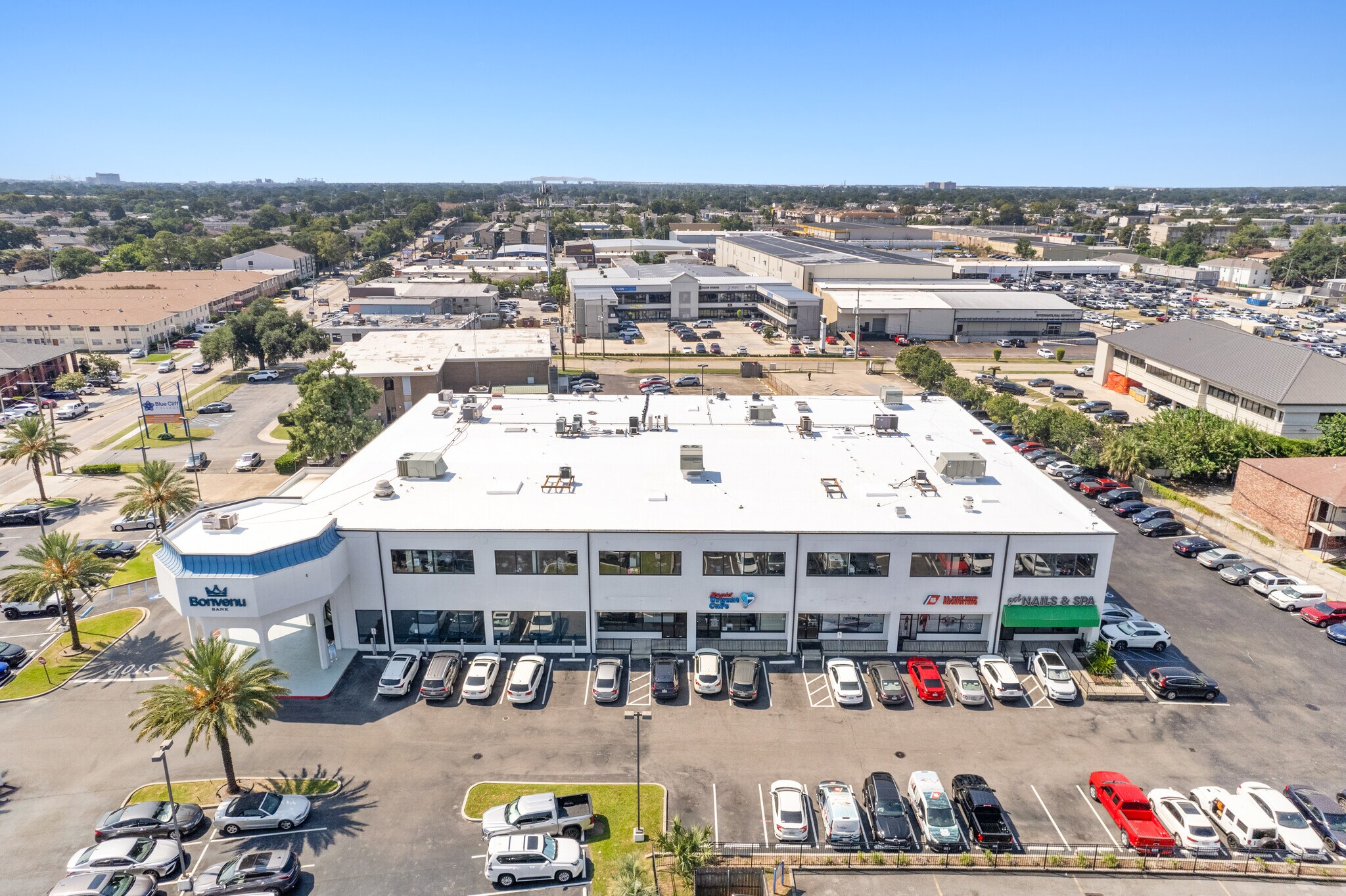 3908 Veterans Memorial Blvd, Metairie, LA for Sale
