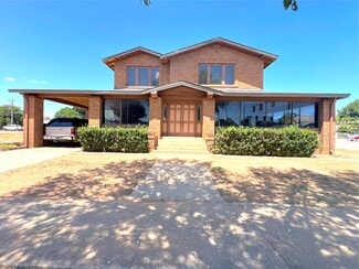 Altus, OK Office/Residential - 621 E Broadway St