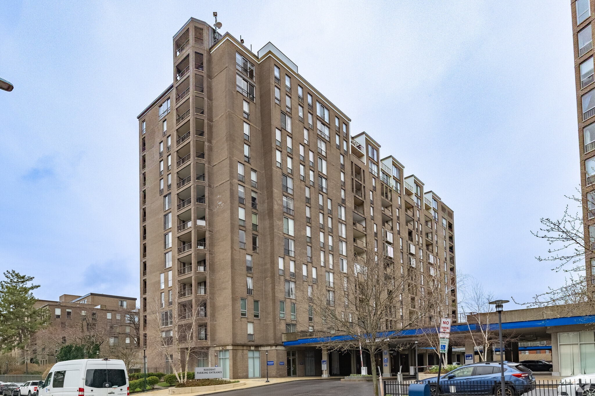 77 Pond Ave, Brookline, MA for Sale