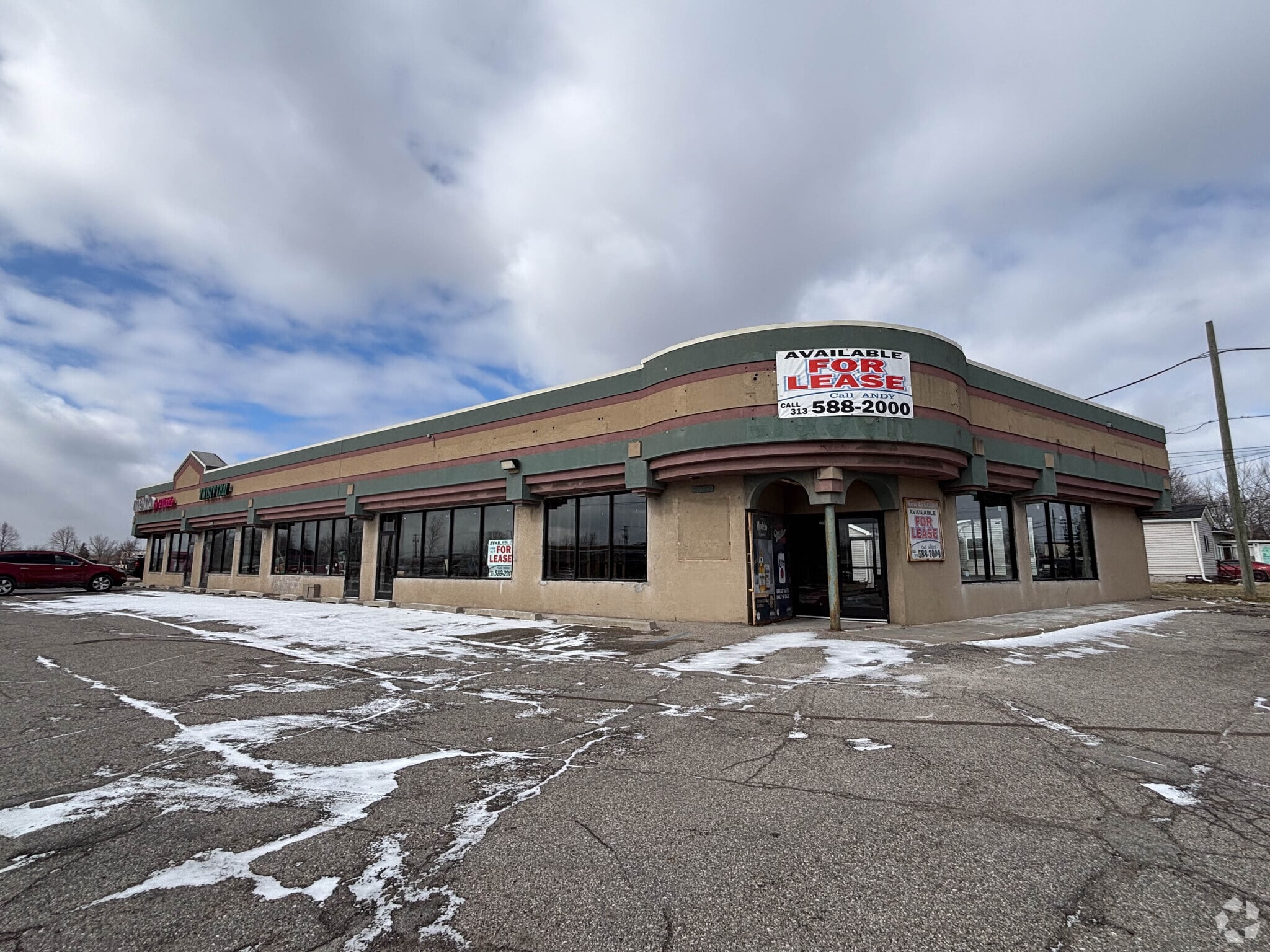 57565-57575 Gratiot Ave, New Haven, MI for Rent