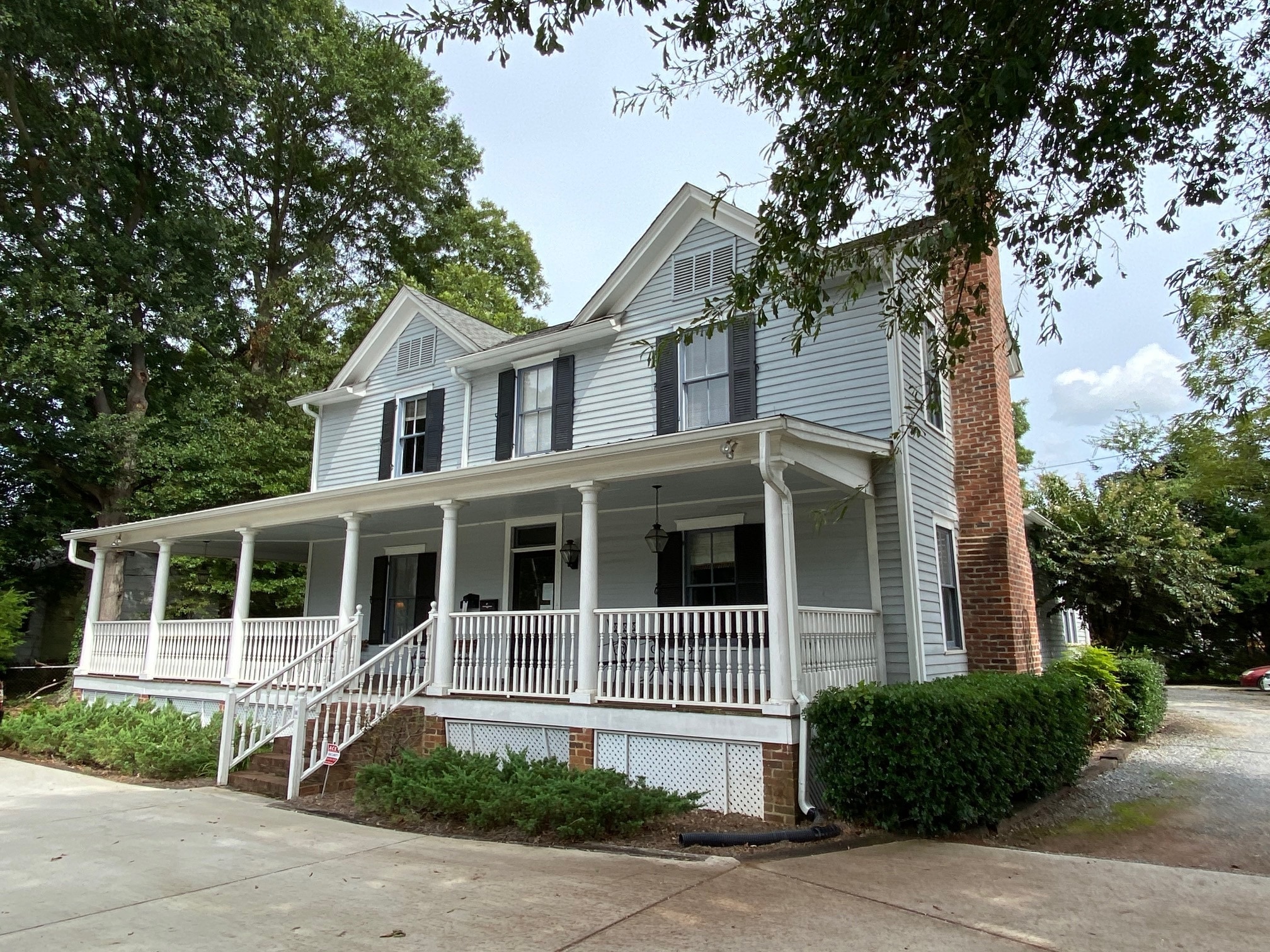 16 Oak Grove St, Mount Holly, NC for Rent