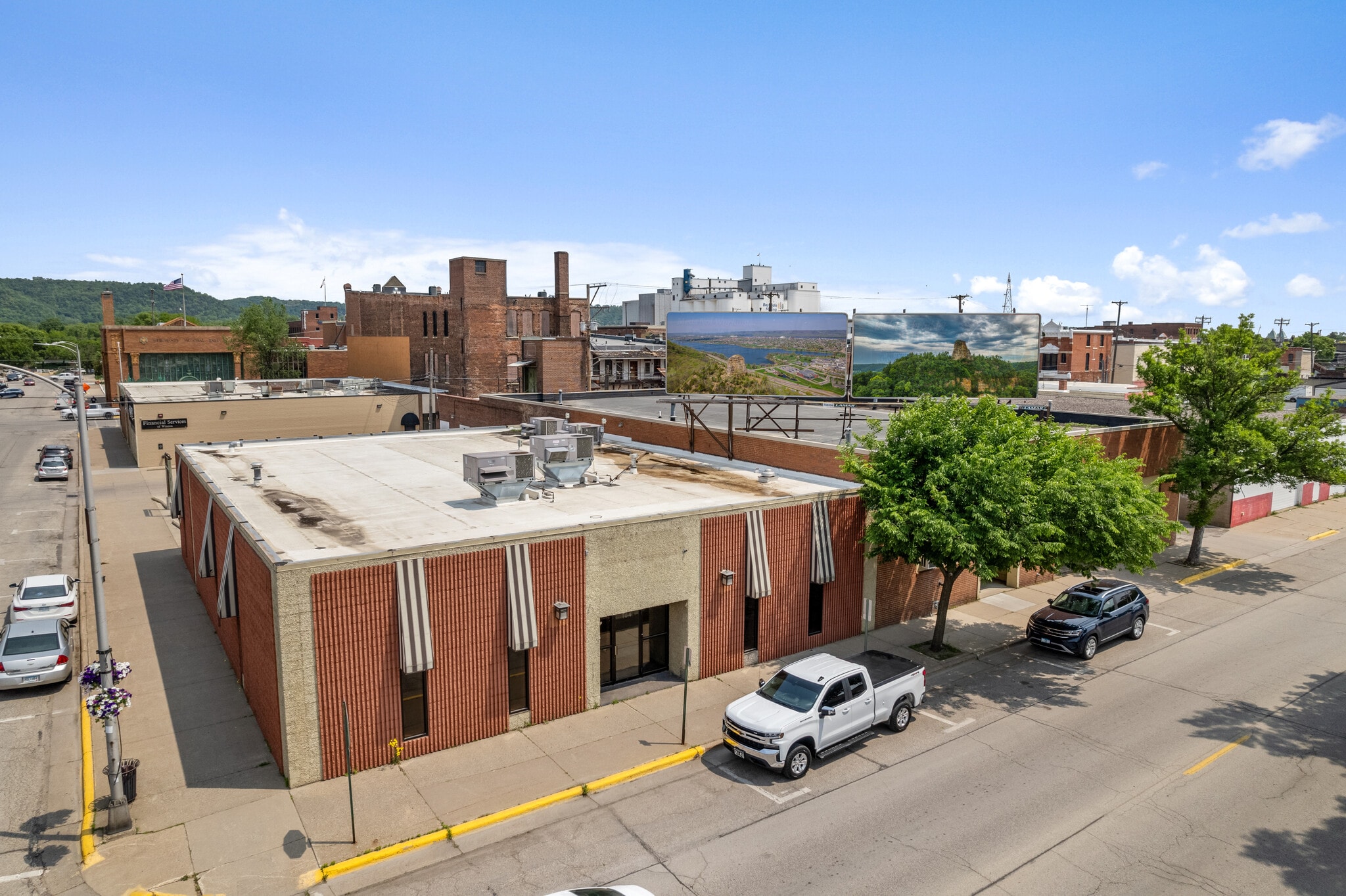114 E 4th St, Winona, MN for Sale