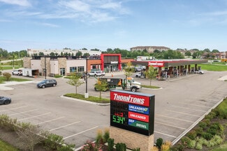 Hanover Park, IL Service Station - 823 W Lake St