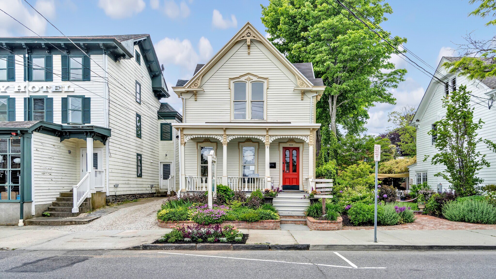 449 Main St, Greenport, NY for Rent