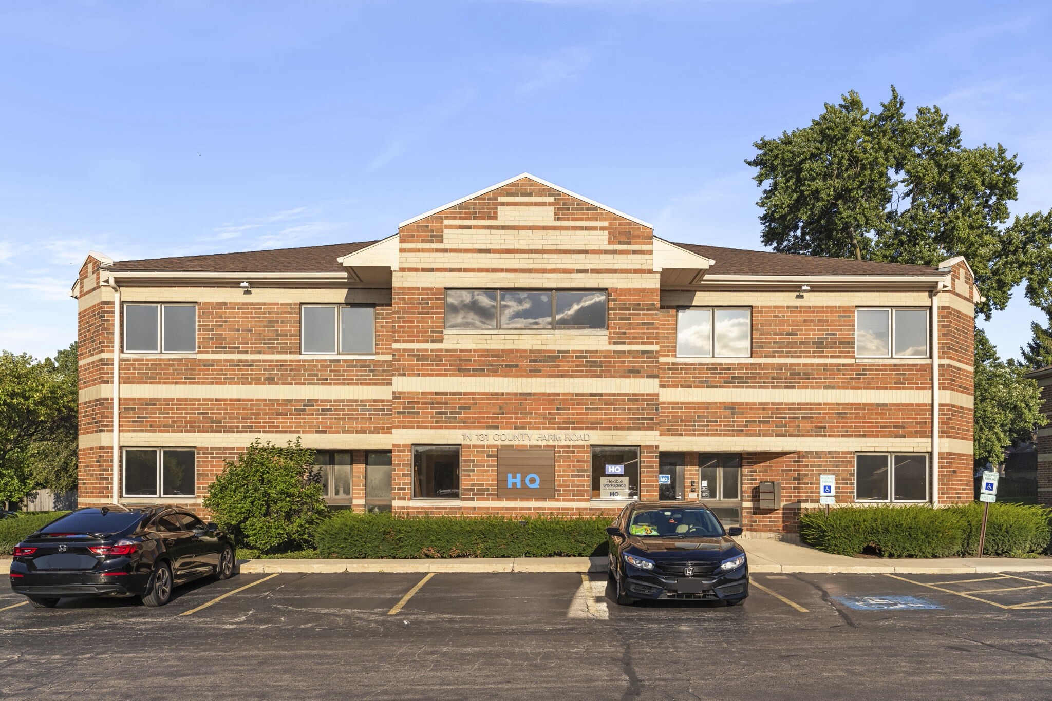 1N131 County Farm Rd, Winfield, IL for Sale