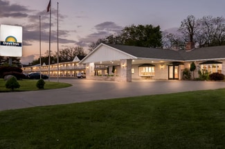 Whitmore Lake, MI Hospitality - 9897 Main St