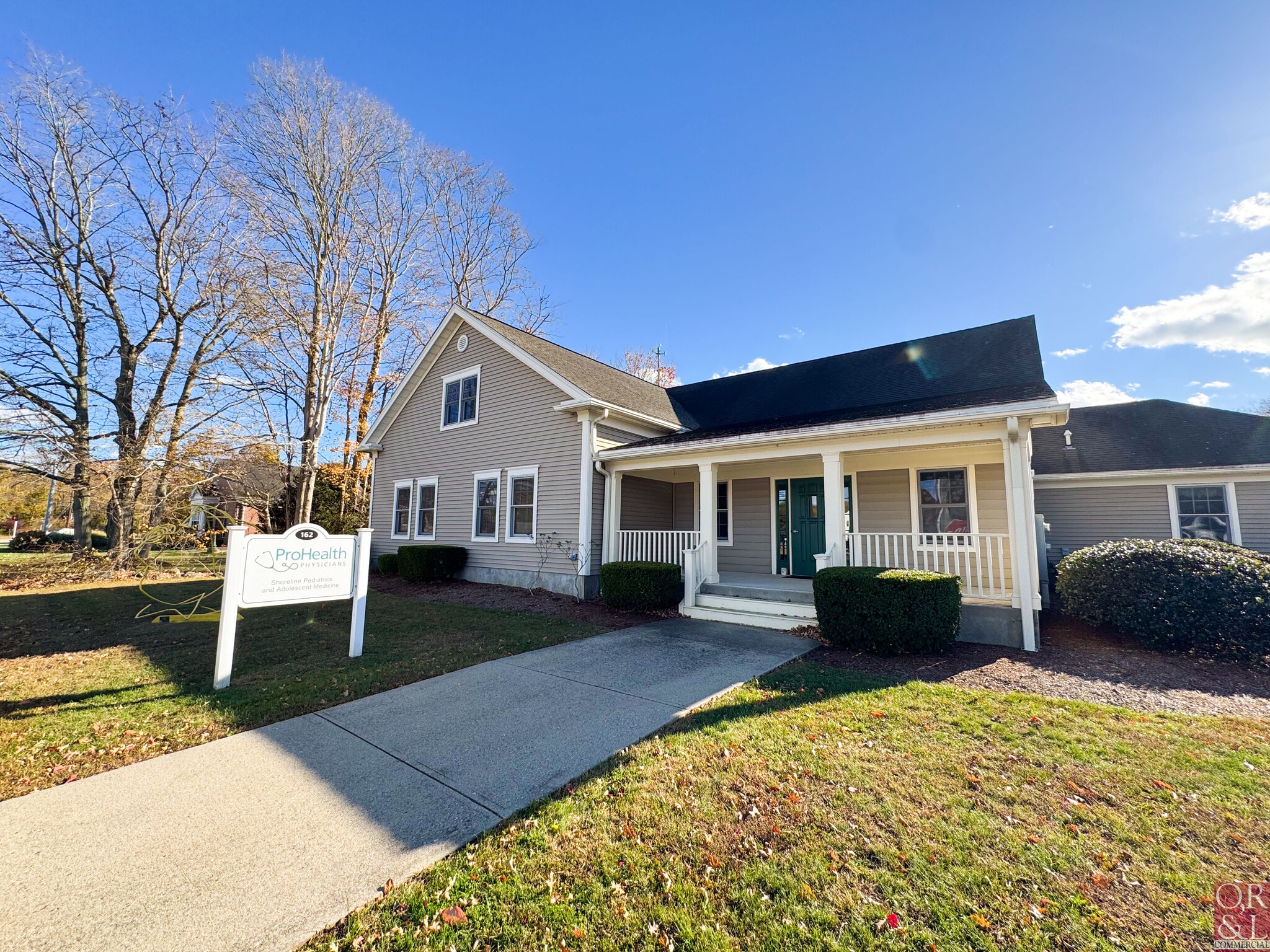 162 E Main St, Clinton, CT for Sale