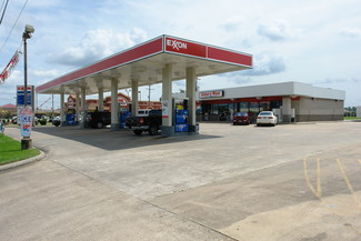 Beaumont, TX Service Station - 2890 N Dowlen Rd