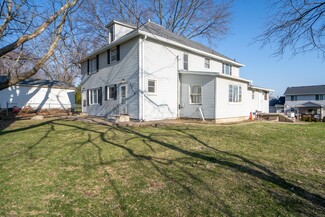 Urbandale, IA Multi-Family - 8717 Urbandale Ave