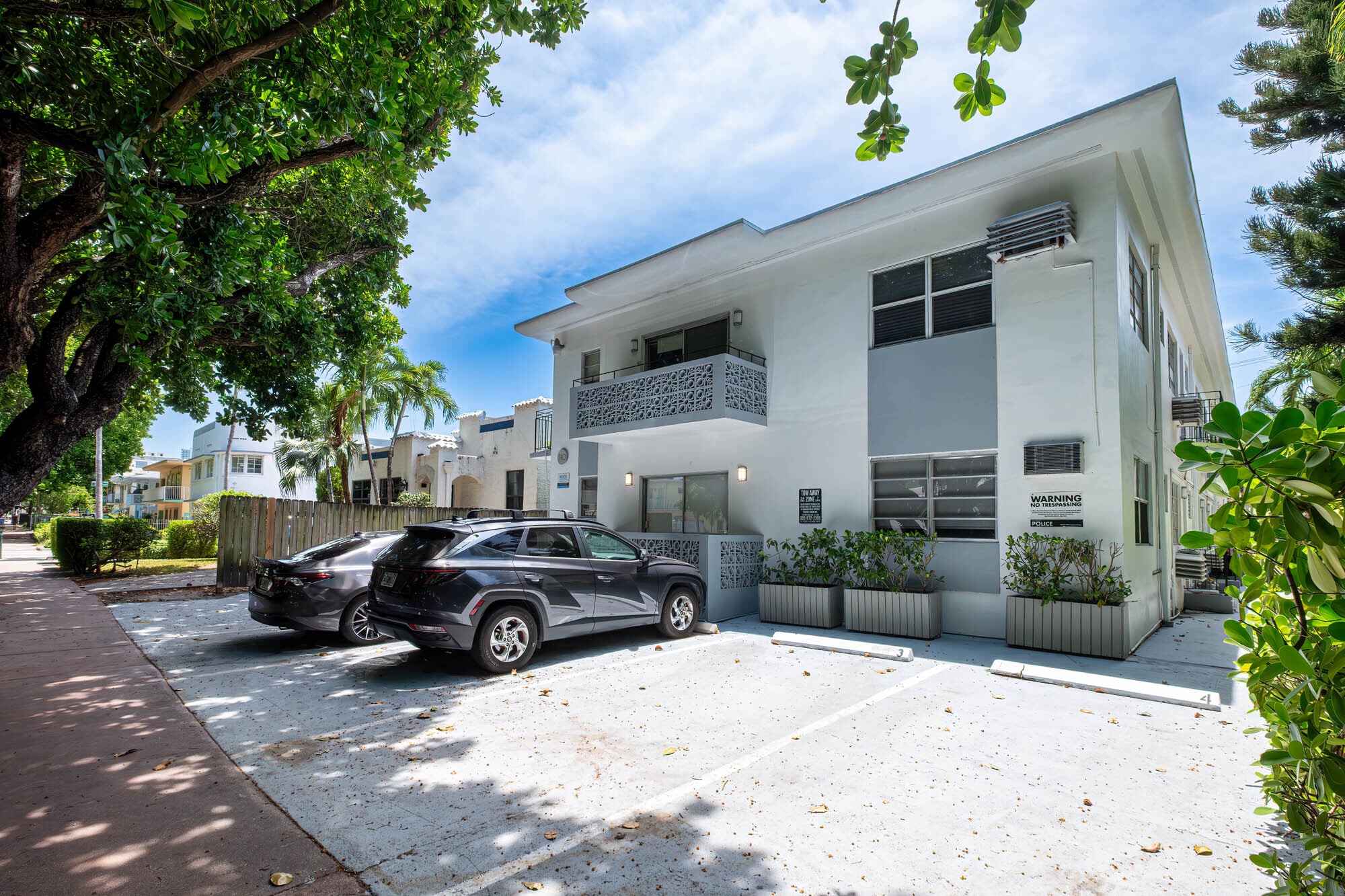 710 Meridian Ave, Miami Beach, FL for Sale