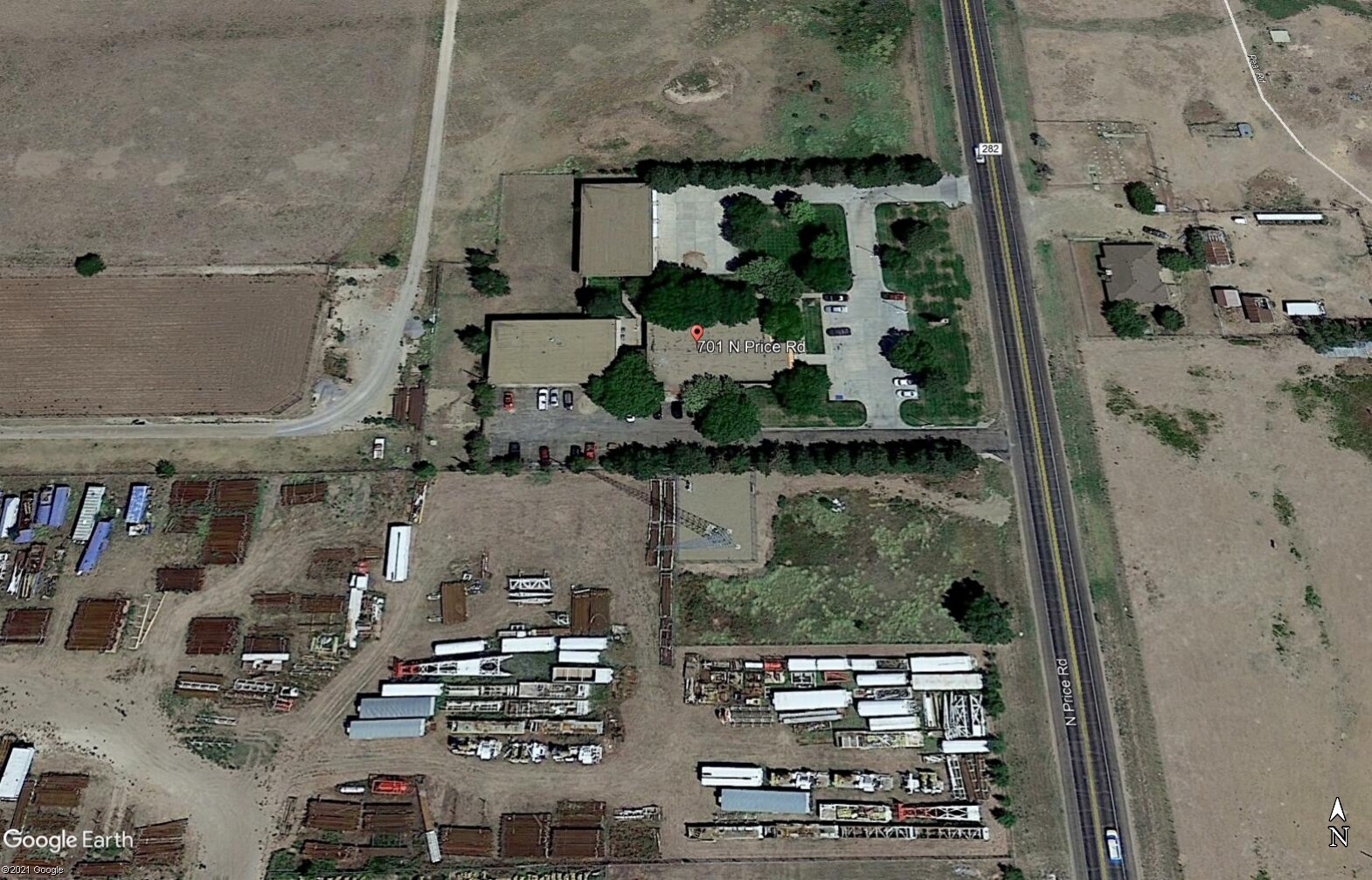701 N Price Rd, Pampa, TX for Rent