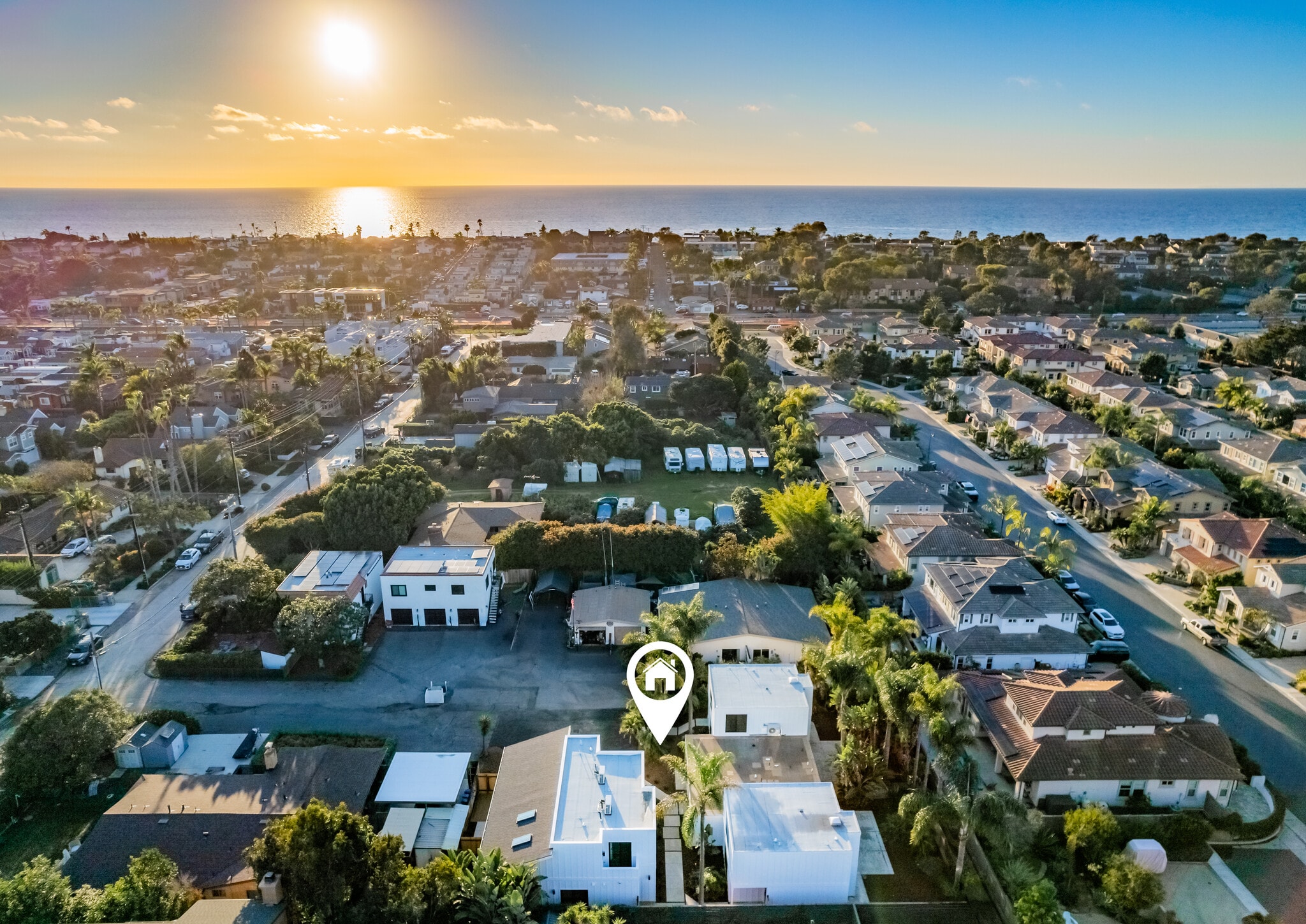 250-258 Hillcrest Dr, Encinitas, CA for Sale