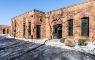 Des Plaines, IL Office/Residential - 1645 S River Rd