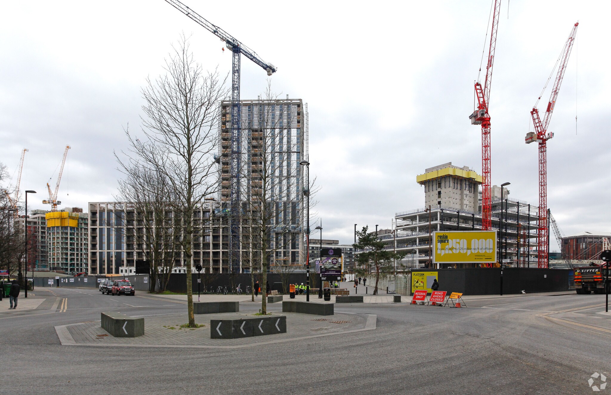 Dingwall Rd, Croydon, LND for Rent