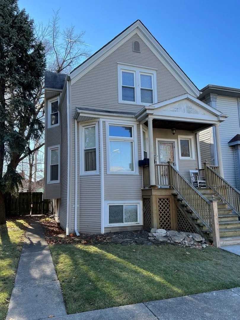 4945 W Berenice Ave, Chicago, IL for Sale