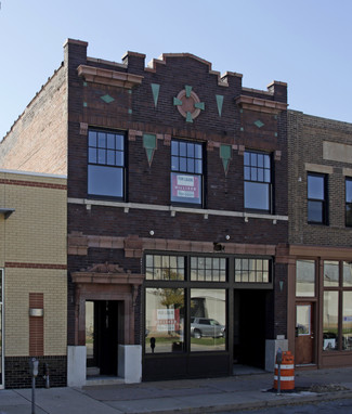 Saint Louis, MO Storefront Retail/Residential - 5874 Delmar Blvd