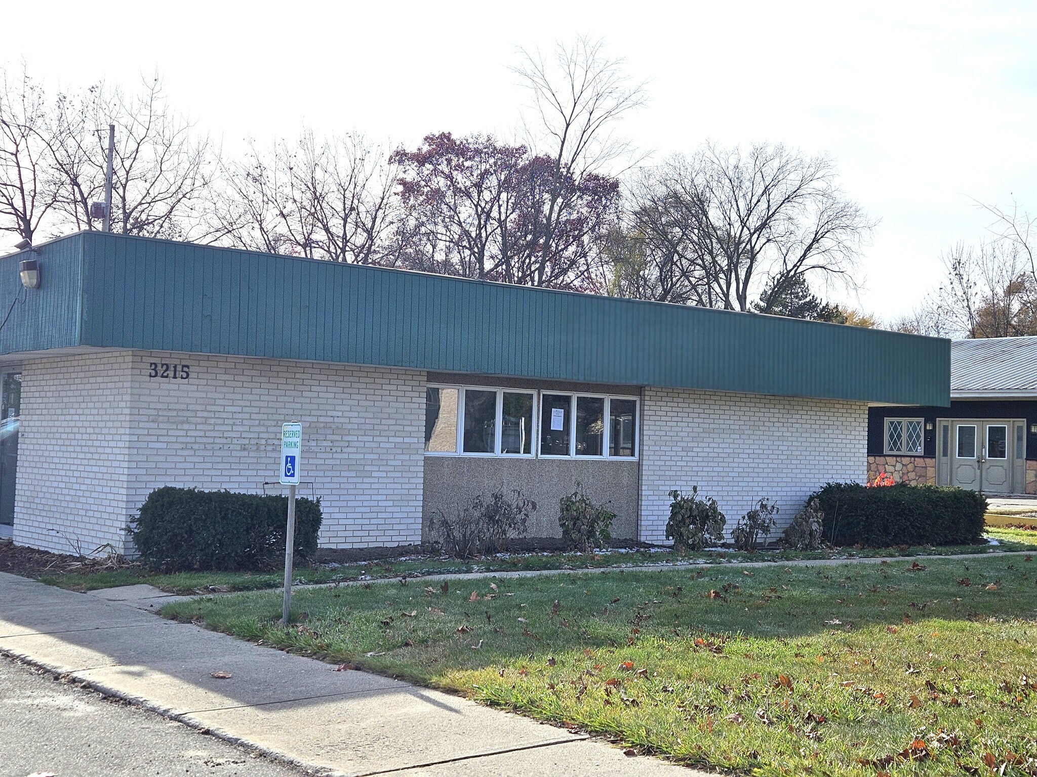 3215 Christy Way S, Saginaw, MI for Sale