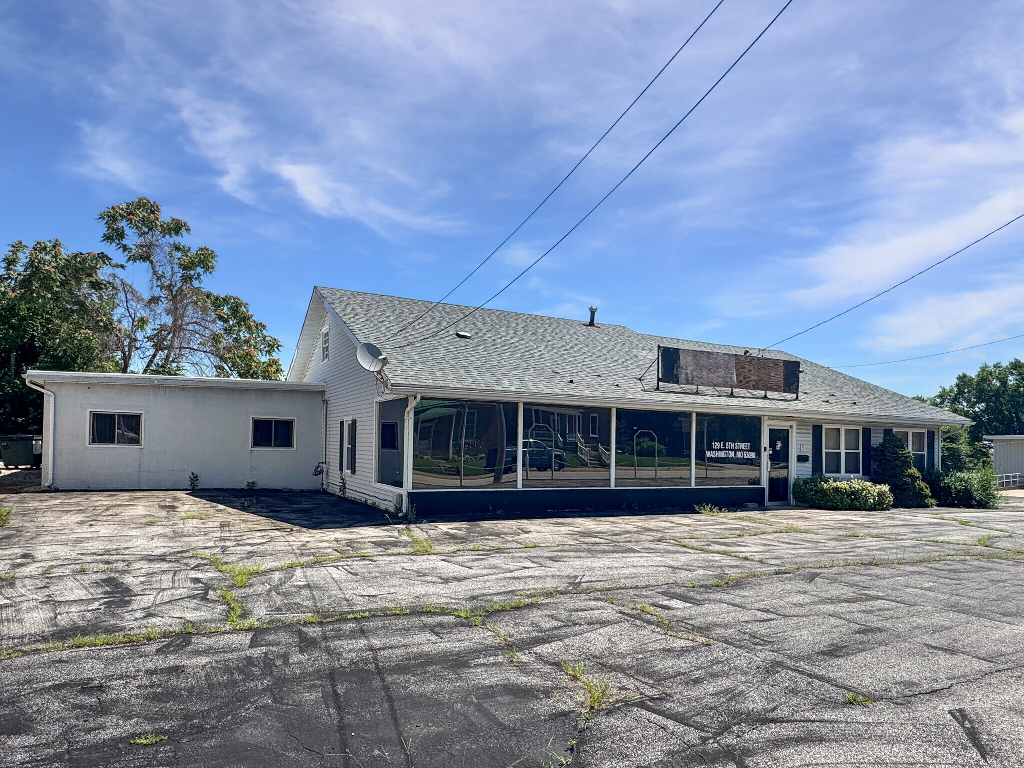 129 E 5th St, Washington, MO for Sale