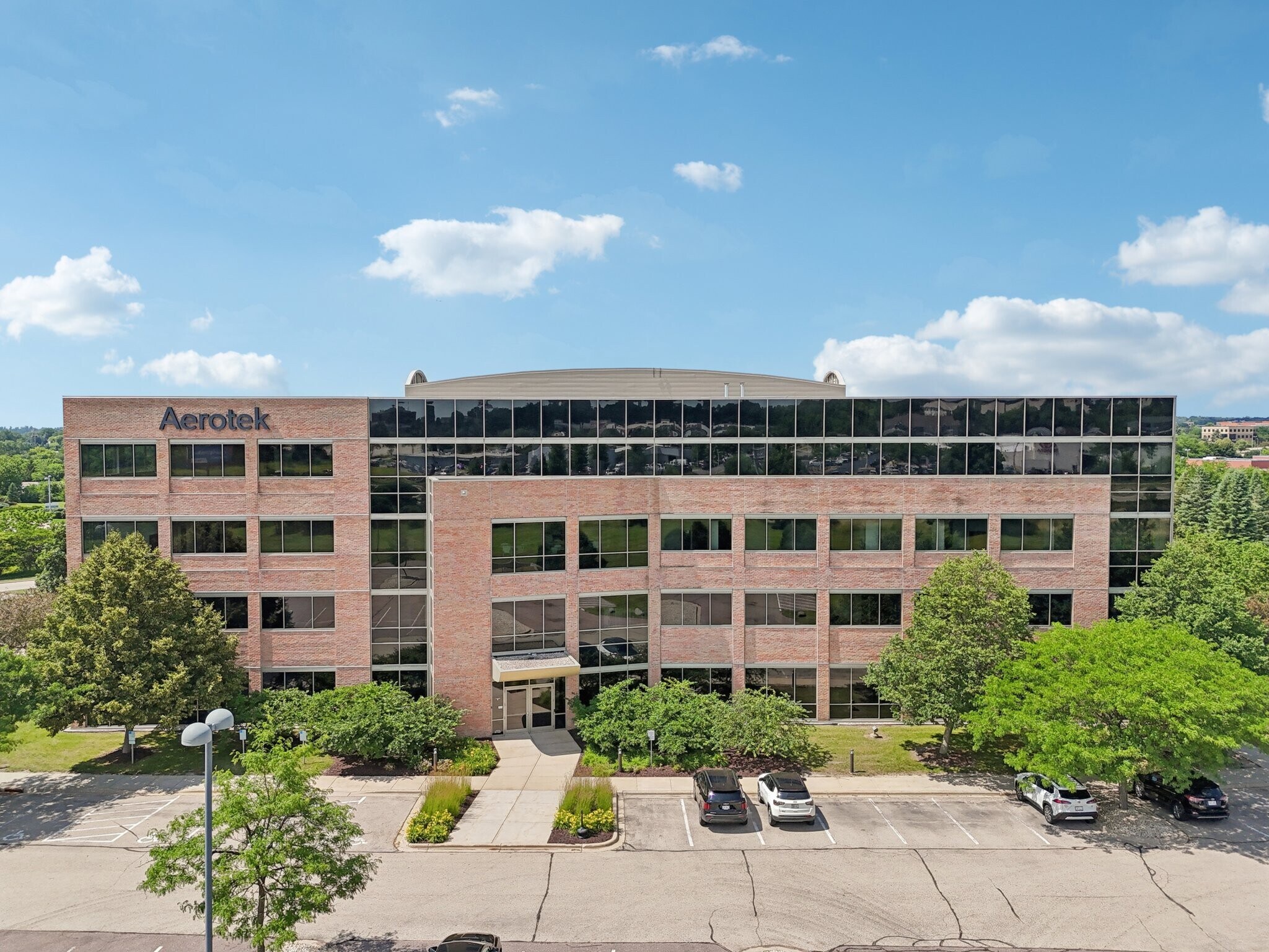 5133 W Terrace Dr, Madison, WI for Sale