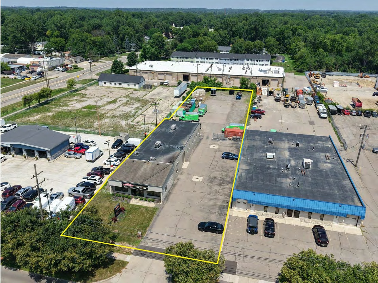 31168 W Eight Mile Rd, Farmington Hills, MI for Sale