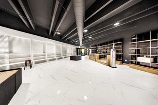 Hialeah, FL Retail - 380 E 9th St