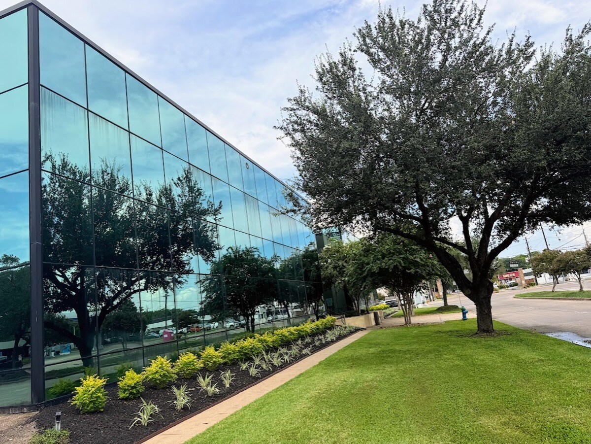 1880 S Dairy Ashford Rd, Houston, TX for Rent