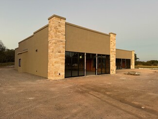 Fredericksburg, TX Retail - 514 Friendship Ln