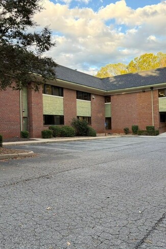 Lynchburg, VA Medical - 2215 Landover Pl