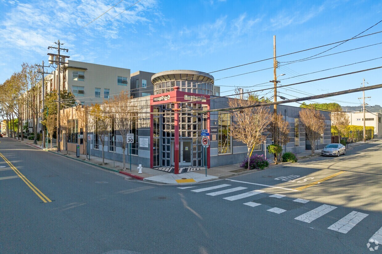 6460 Hollis St, Emeryville, CA for Rent