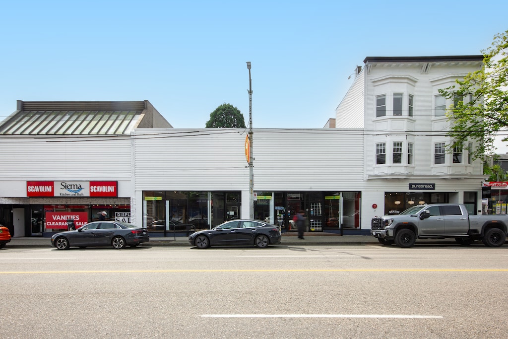 1866 4th Av W, Vancouver, BC for Rent