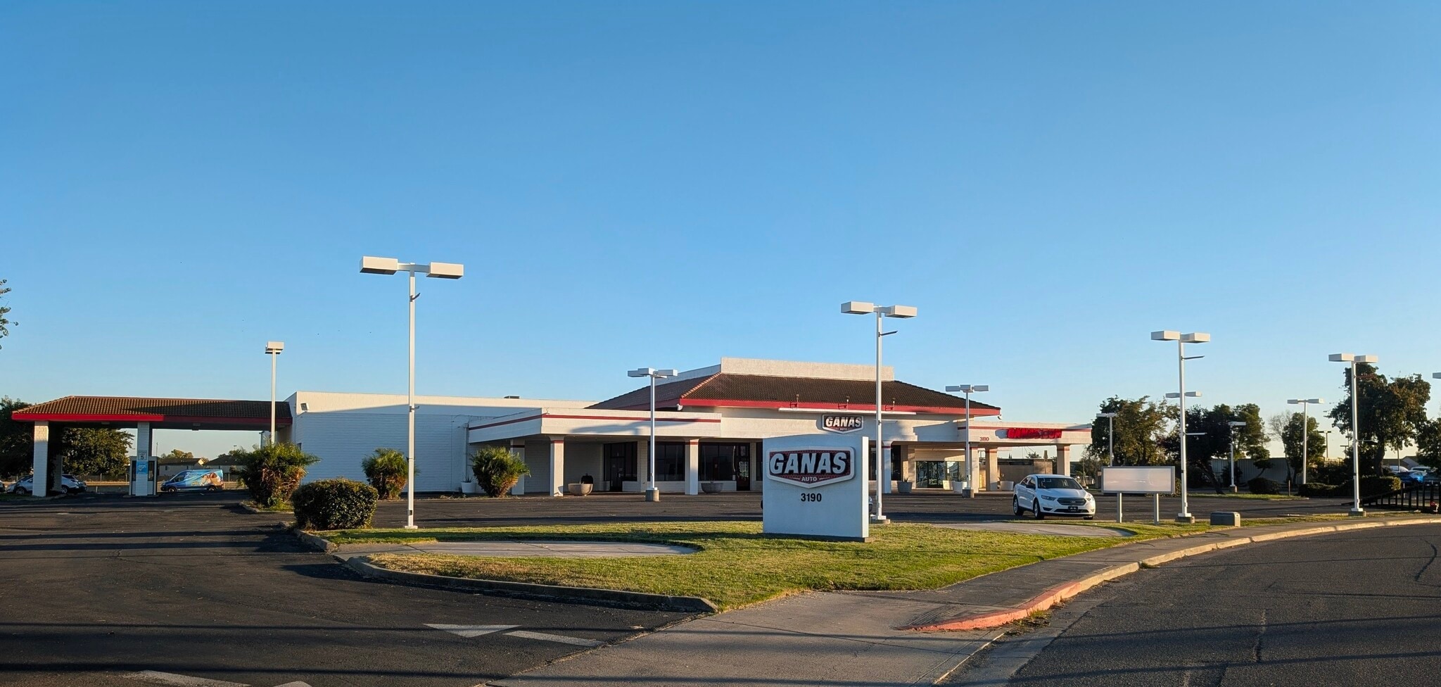 3190 Auto Center Cir, Stockton, CA for Rent