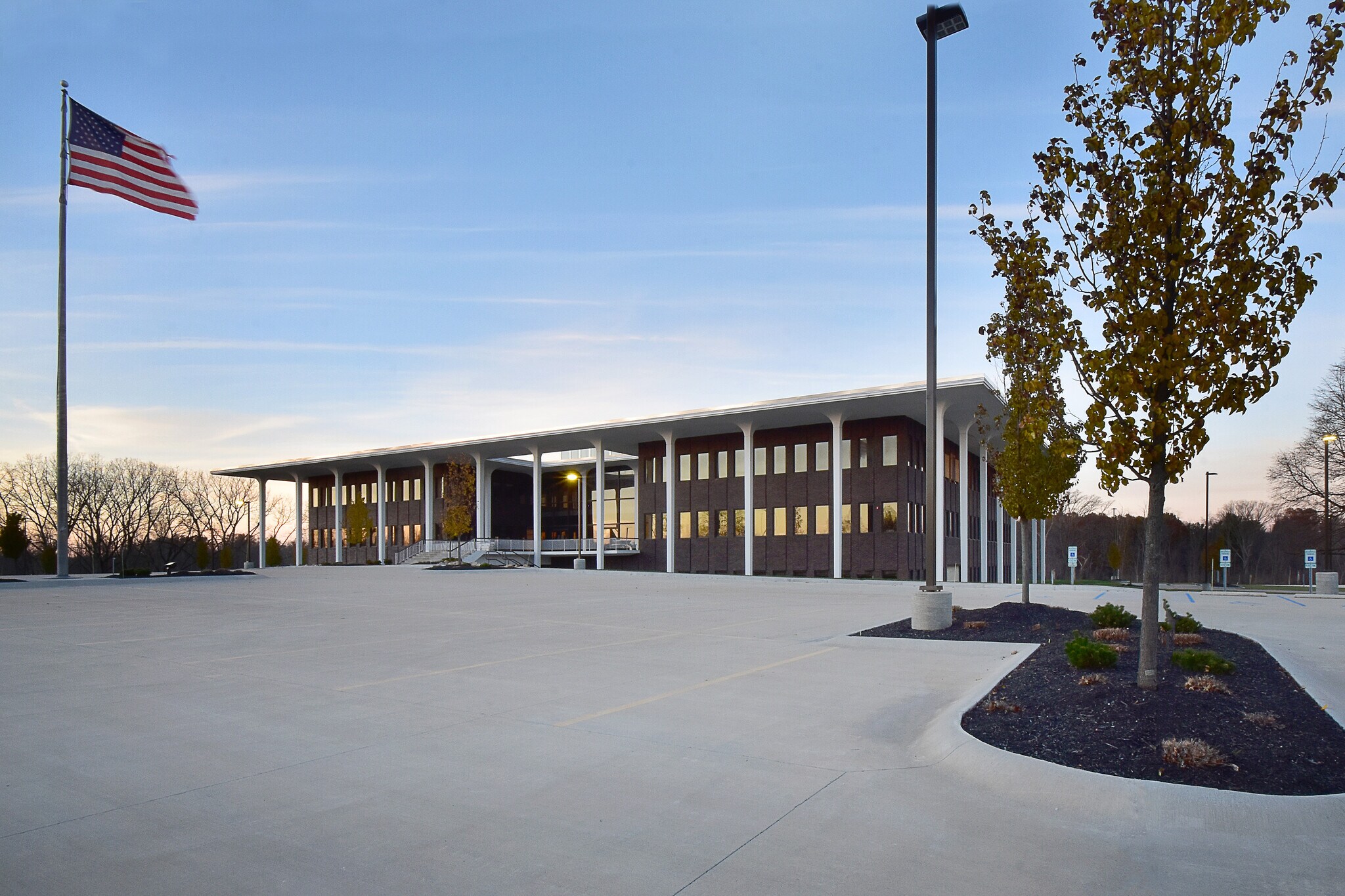 50 Executive Pky Hudson, OH 44236 Office Property for Lease on