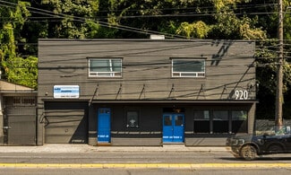 Seattle, WA Flex - 920 Elliott Ave W