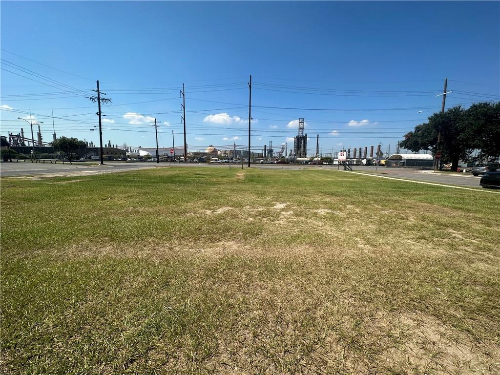 1001-1007 W Saint Bernard Hwy, Chalmette, LA for Sale