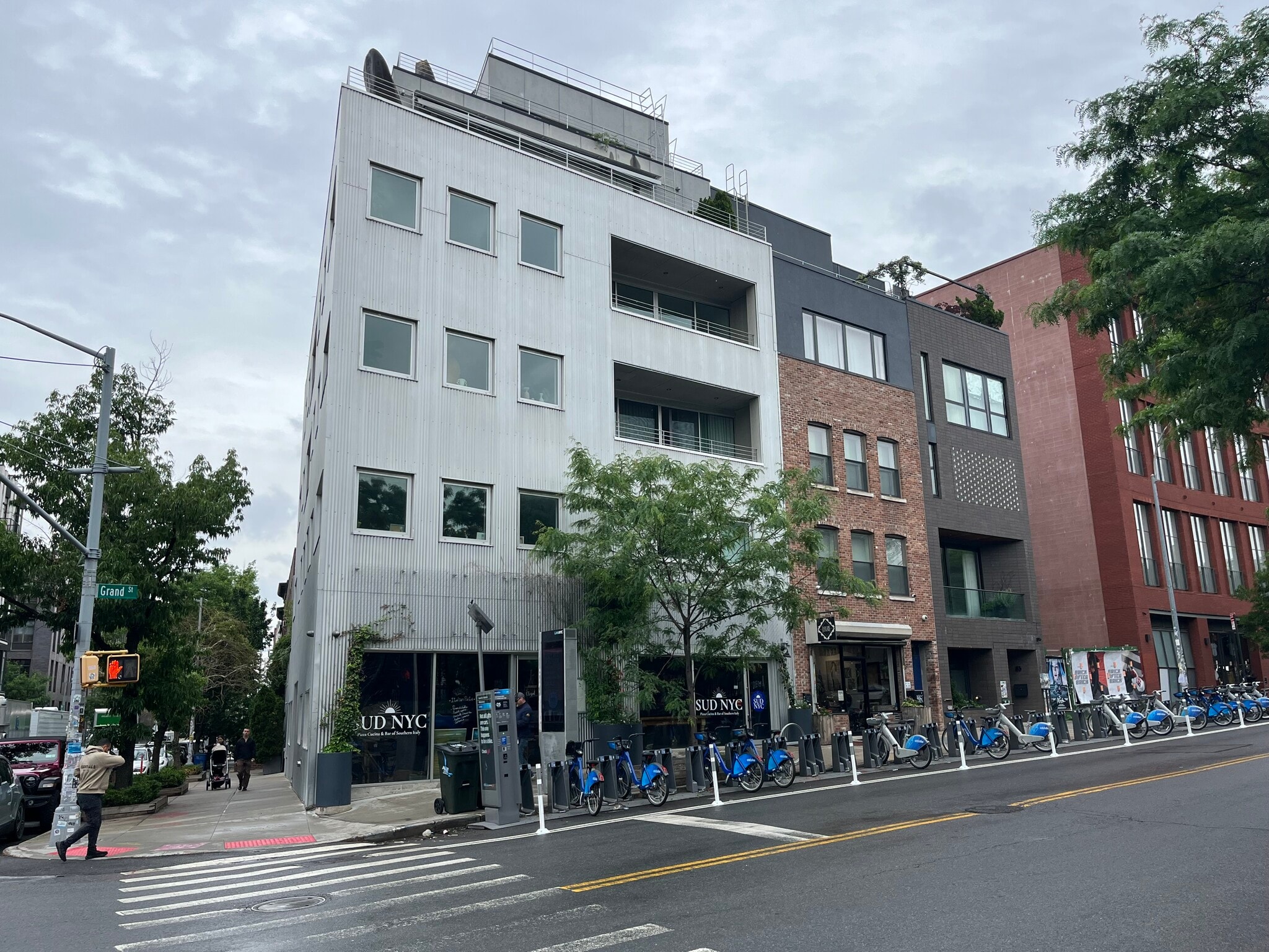 77-79 Grand St, Brooklyn, NY for Sale