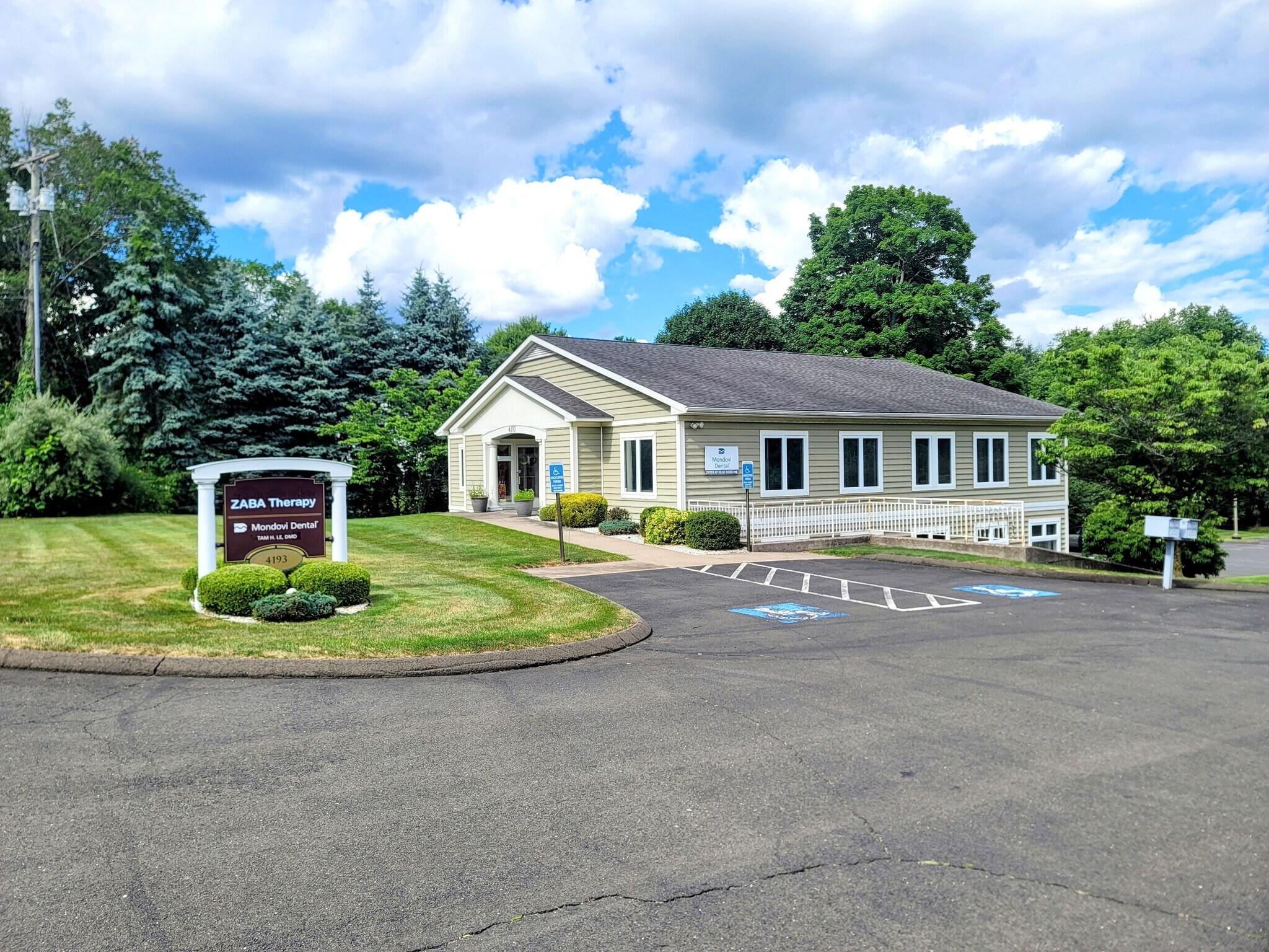 4183-4193 Whitney Ave, Hamden, CT for Rent