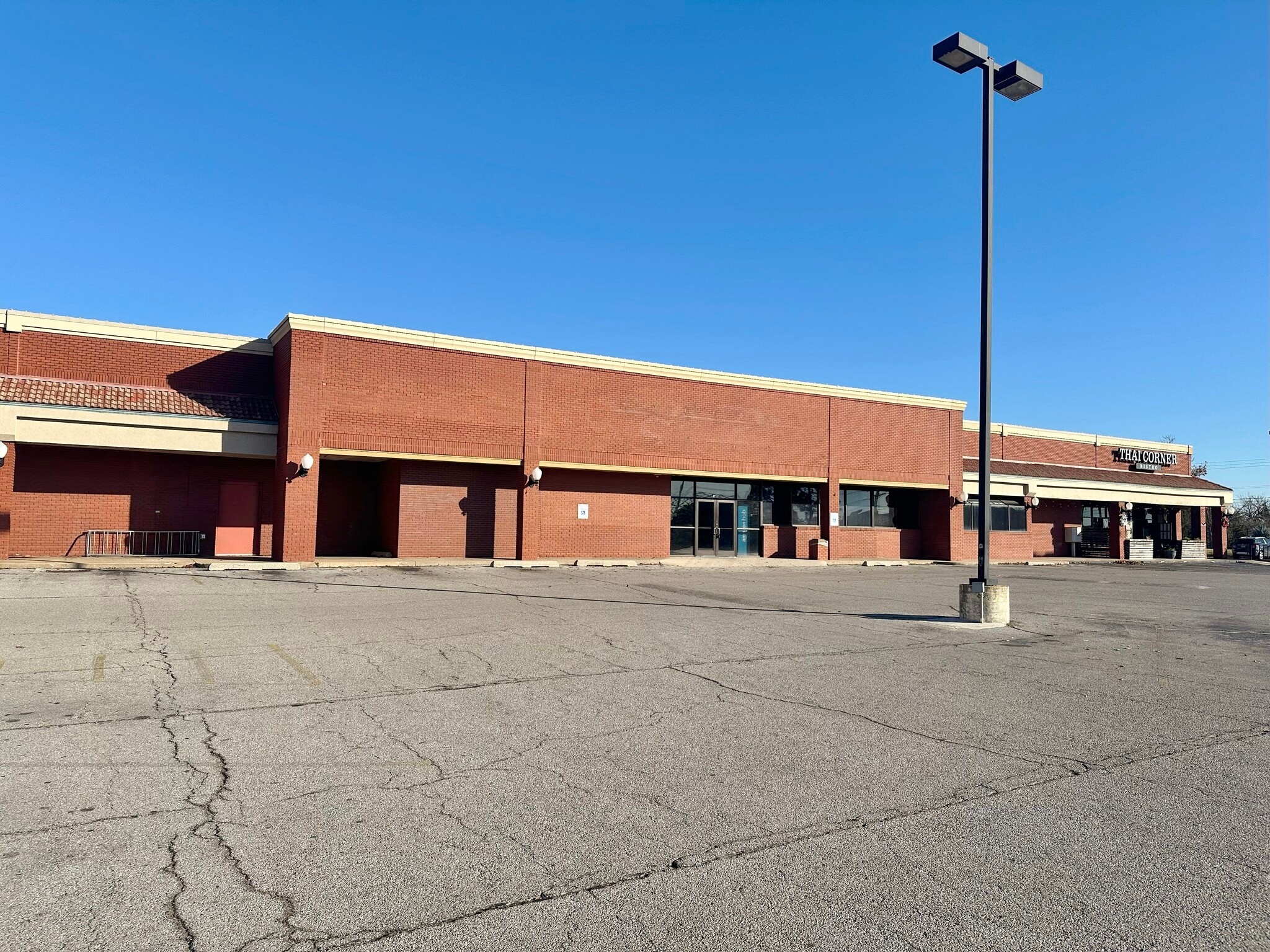 1409 E Danforth Rd, Edmond, OK for Rent