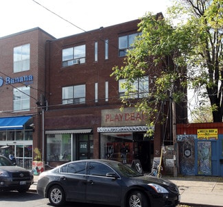 Toronto, ON Retail - 252-254 Augusta Ave