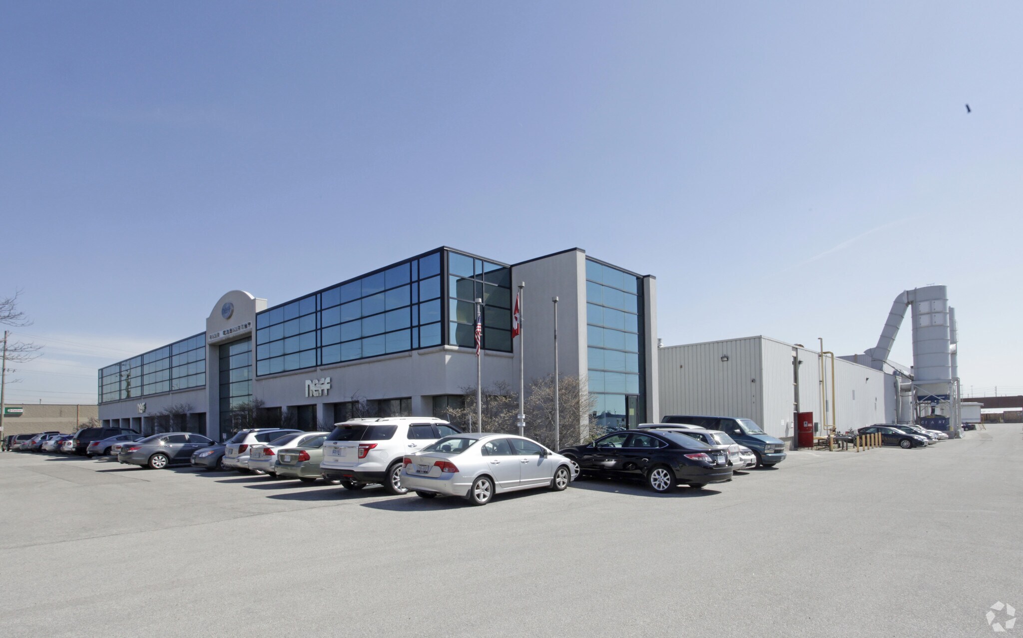 151 East Dr Brampton, ON L6T 1B5 Industrial Property for Sale on